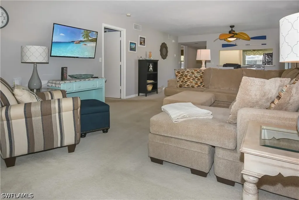 1203 Commonwealth Circle Naples FL 34116