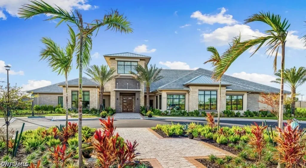 15681 Genova Drive Naples FL 34114