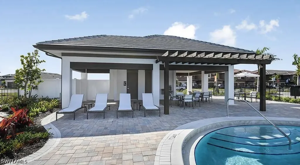 15681 Genova Drive Naples FL 34114
