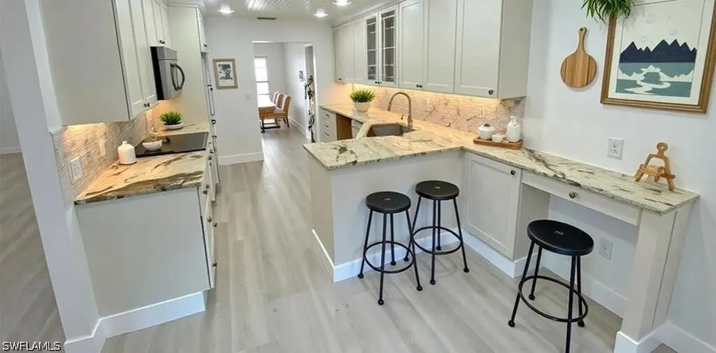 718 Reef Point Circle Naples FL 34108