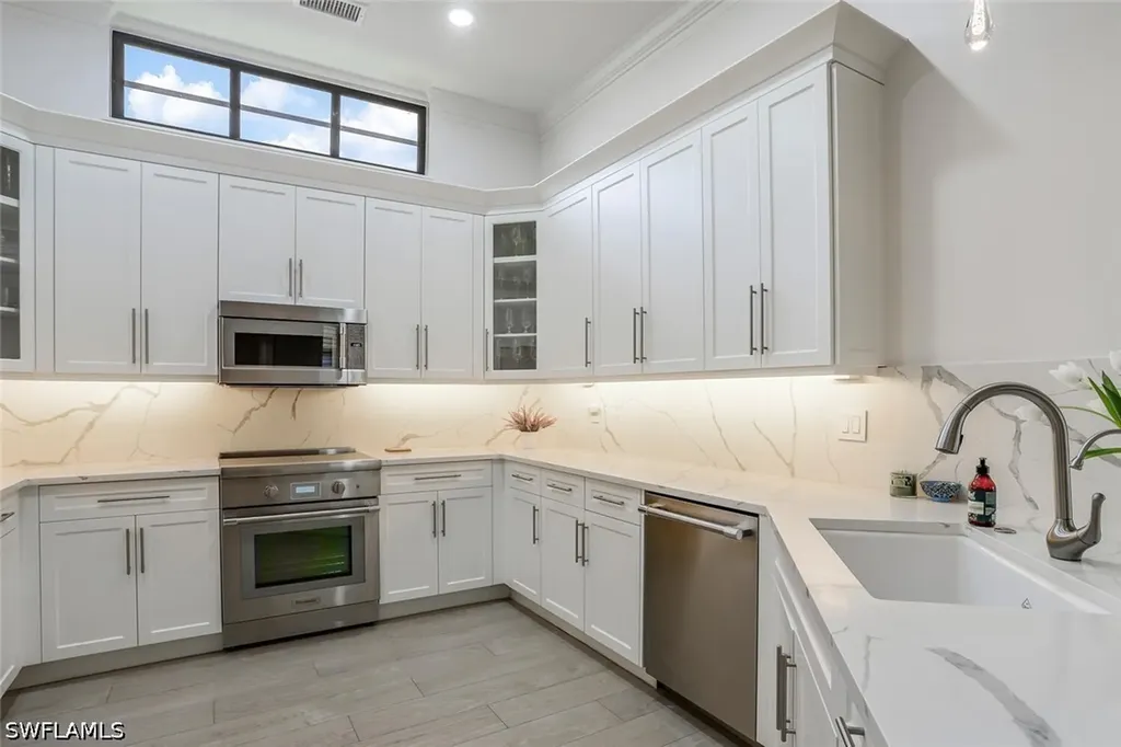 2862 Lone Pine Lane Naples FL 34119