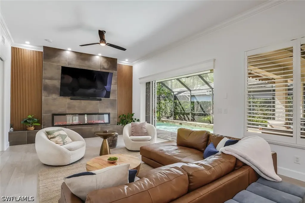 2862 Lone Pine Lane Naples FL 34119