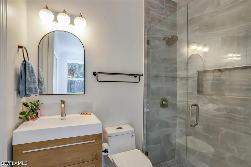 2862 Lone Pine Lane Naples FL 34119