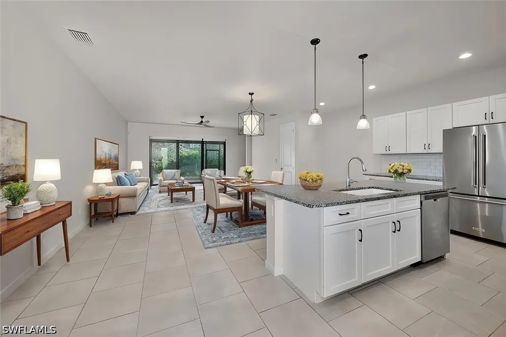13010 Pembroke Drive Naples FL 34105