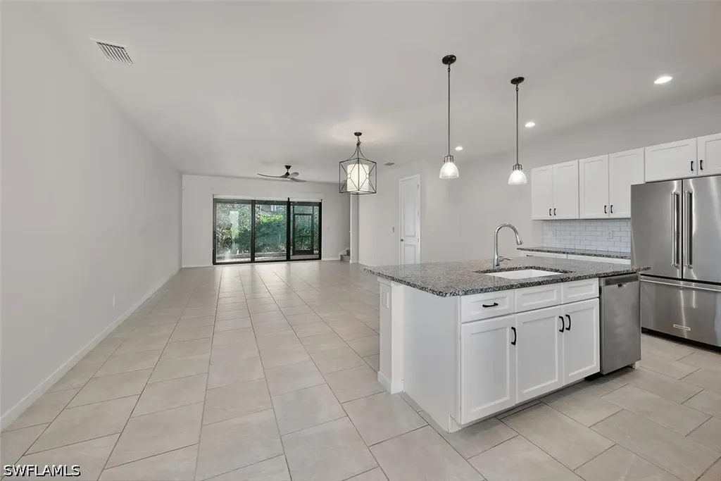 13010 Pembroke Drive Naples FL 34105