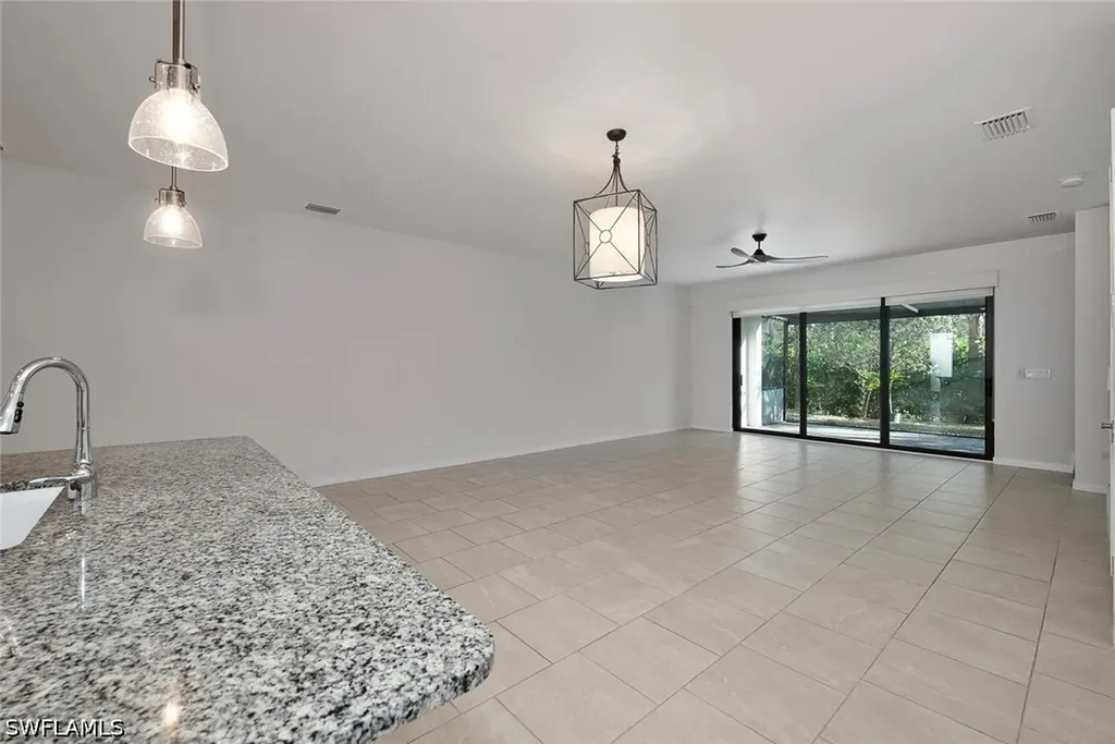 13010 Pembroke Drive Naples FL 34105