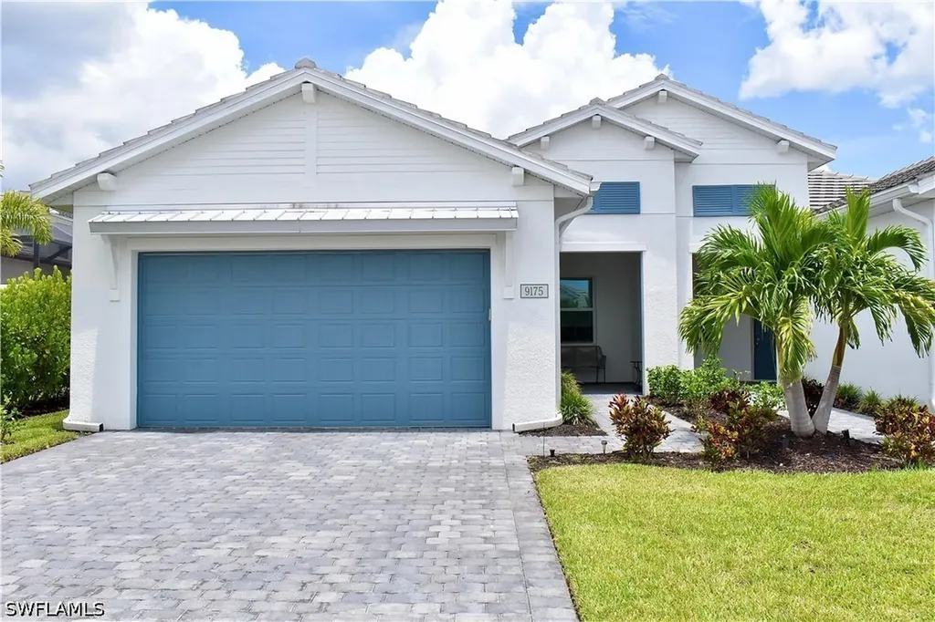 9175 Cayman Drive Naples FL 34114