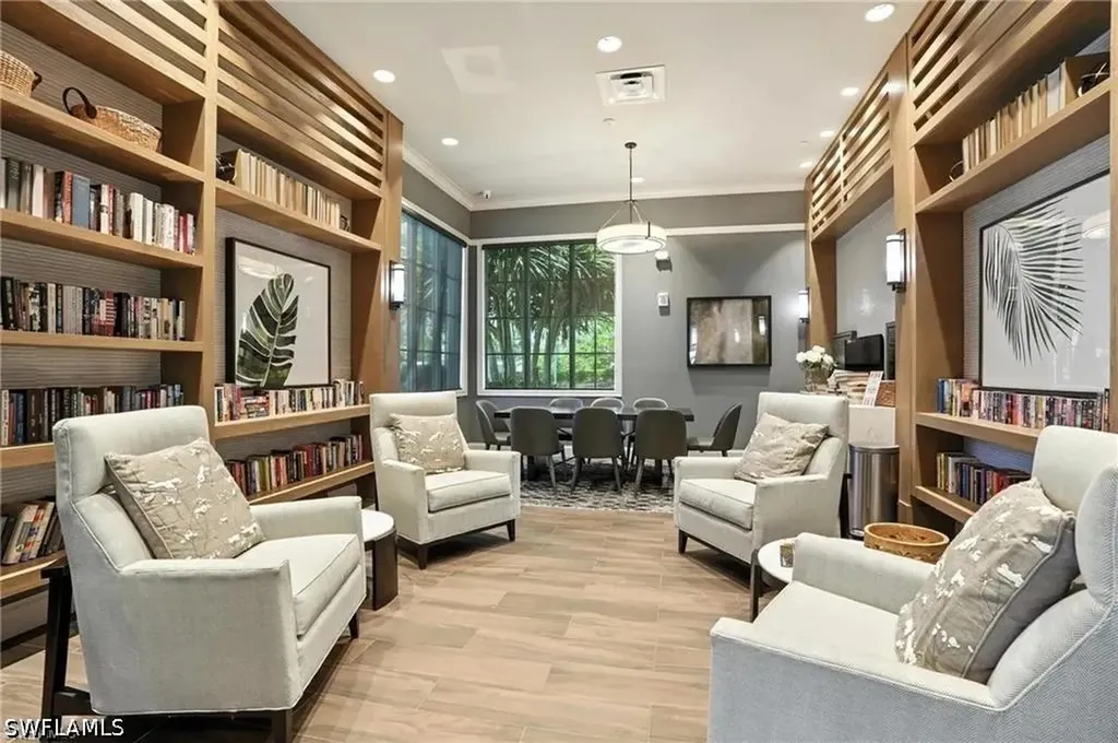 9175 Cayman Drive Naples FL 34114