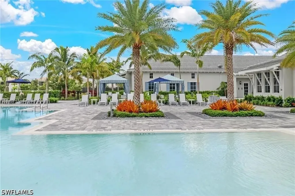 9175 Cayman Drive Naples FL 34114