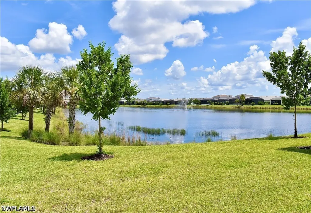 9175 Cayman Drive Naples FL 34114