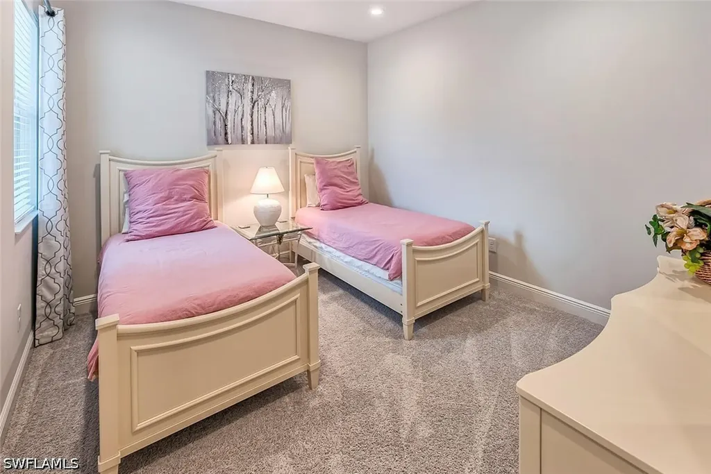 6954 Avalon Circle Naples FL 34112
