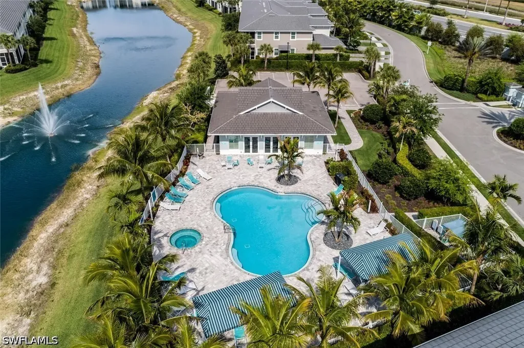 6954 Avalon Circle Naples FL 34112