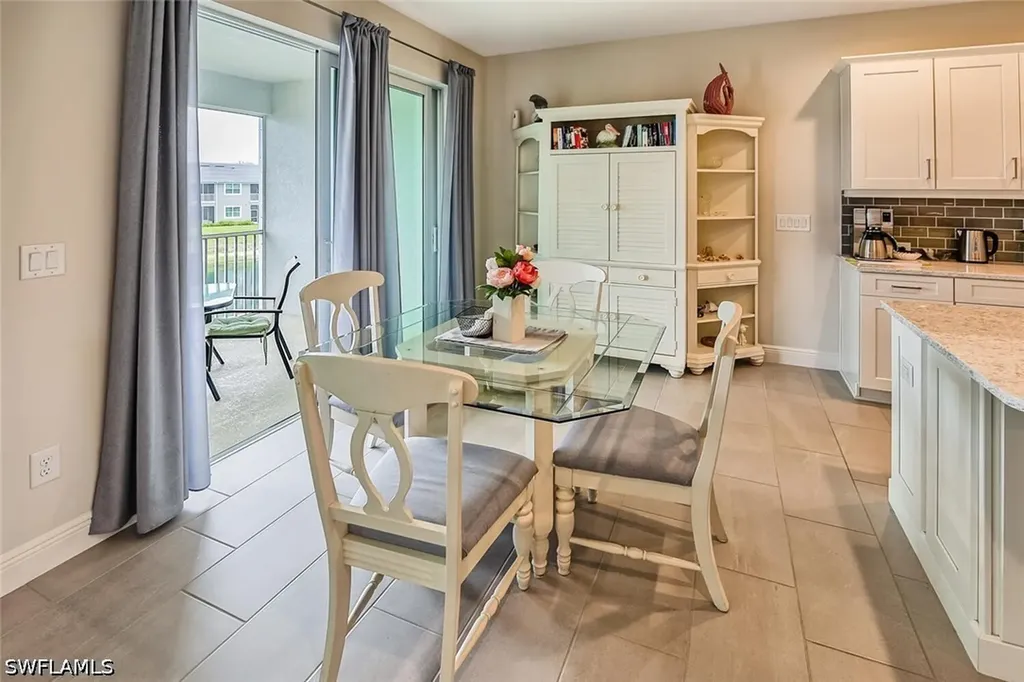 6954 Avalon Circle Naples FL 34112