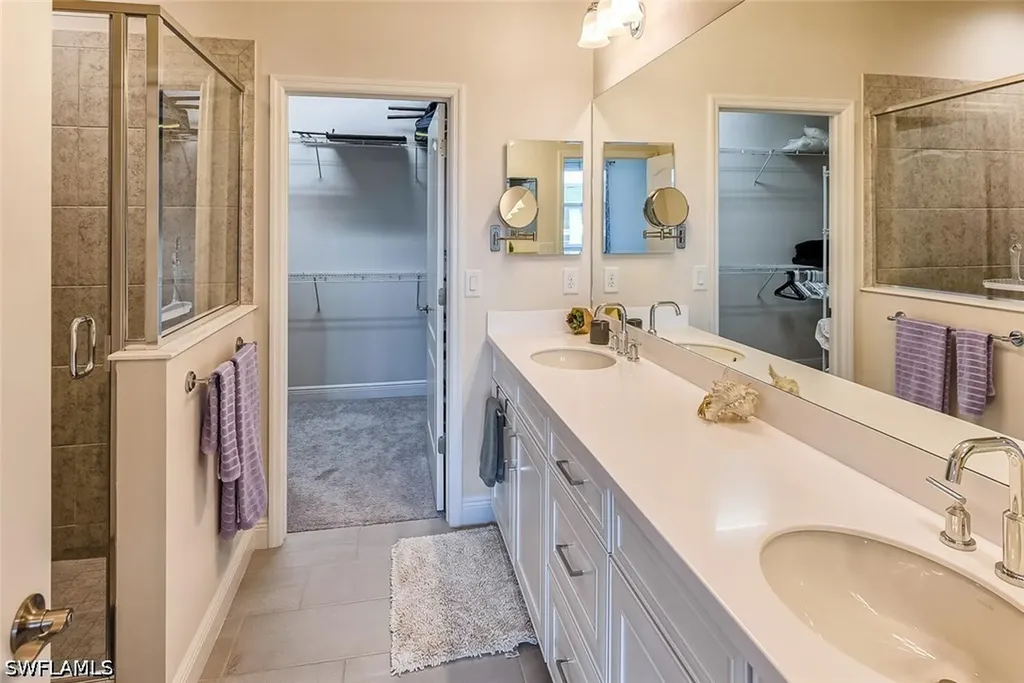 6954 Avalon Circle Naples FL 34112