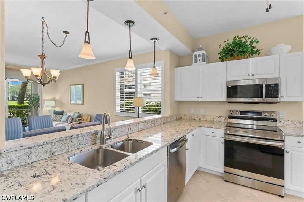3980 Bishopwood Court E Naples FL 34114