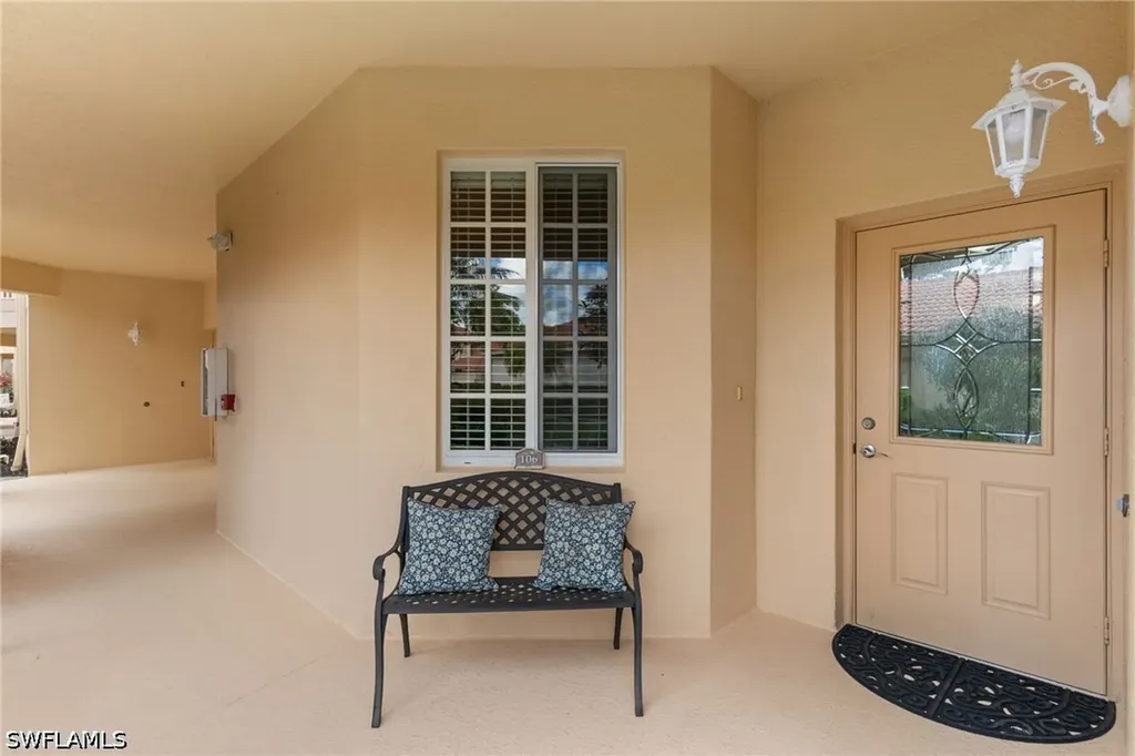 3980 Bishopwood Court E Naples FL 34114