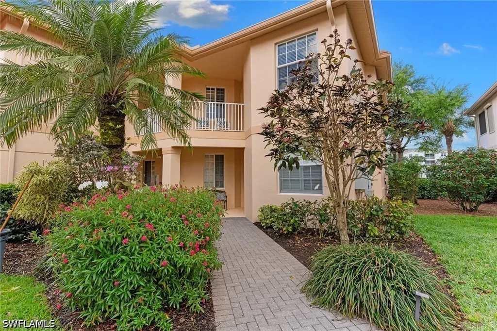 3980 Bishopwood Court E Naples FL 34114