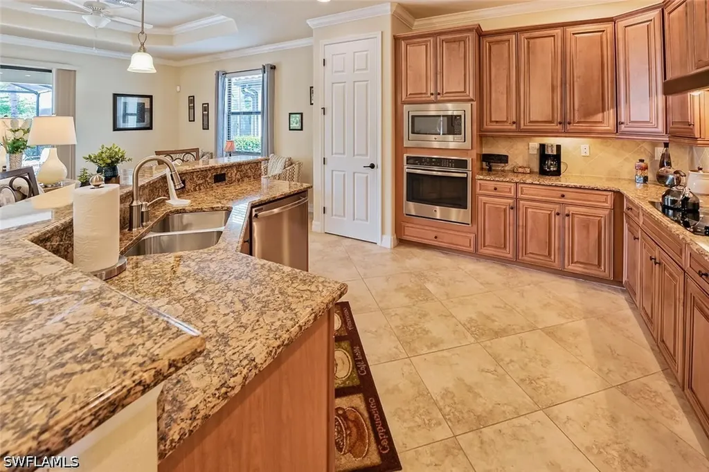 9415 Piacere Way Naples FL 34113