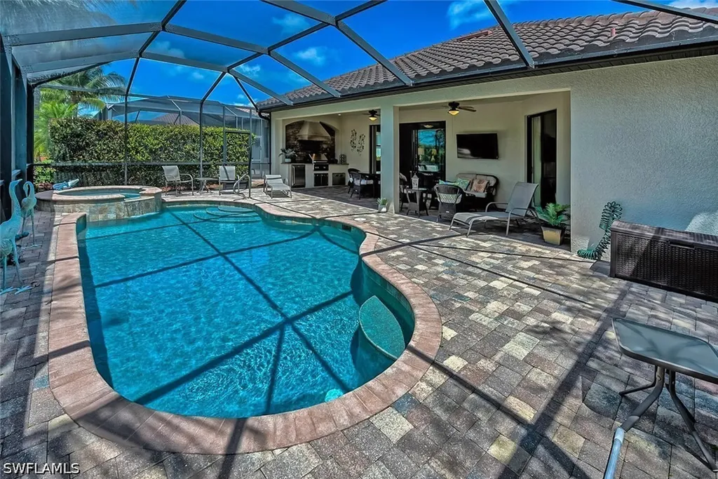 9415 Piacere Way Naples FL 34113