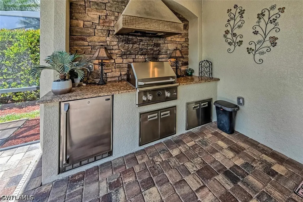 9415 Piacere Way Naples FL 34113