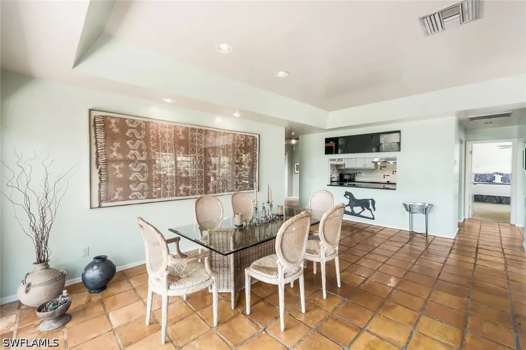 330 Bald Eagle Drive Naples FL 34105
