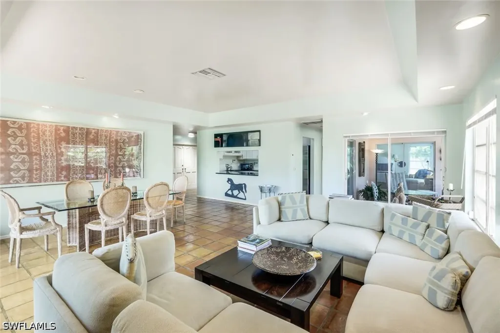330 Bald Eagle Drive Naples FL 34105