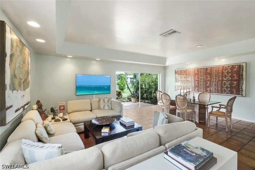 330 Bald Eagle Drive Naples FL 34105