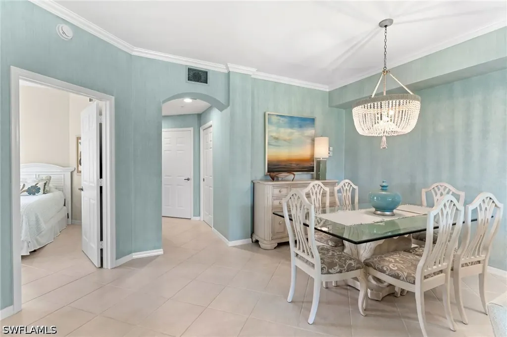 1595 Winding Oaks Way Naples FL 34109