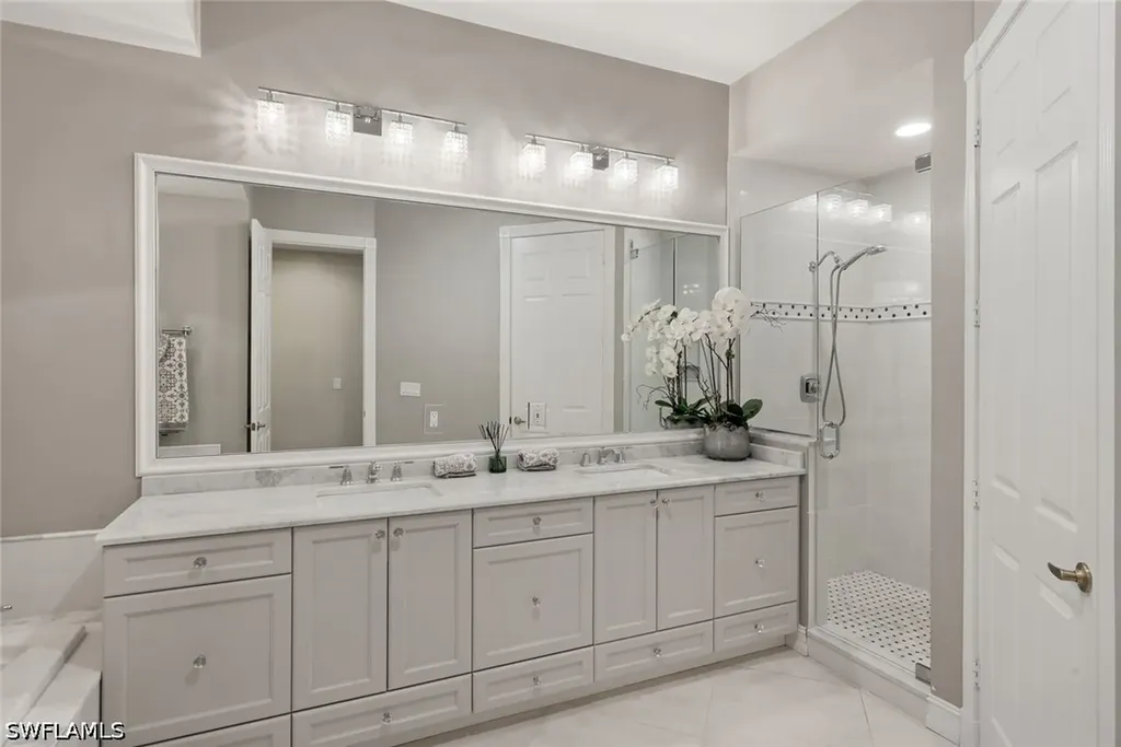 1840 Les Chateaux Boulevard Naples FL 34109