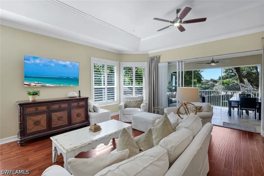 1840 Les Chateaux Boulevard Naples FL 34109