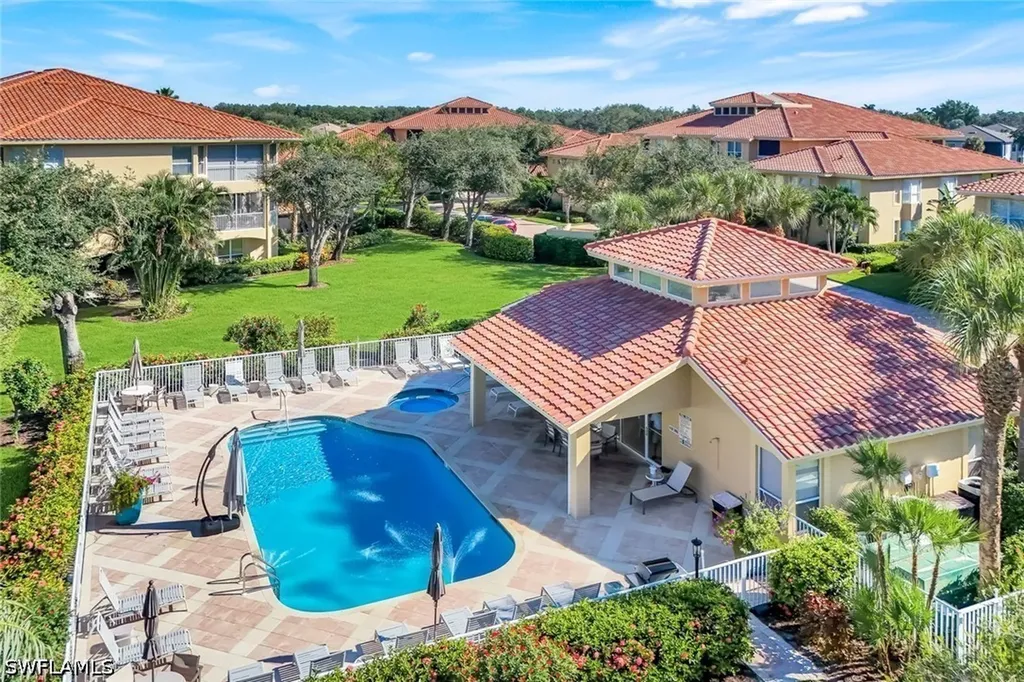 1840 Les Chateaux Boulevard Naples FL 34109