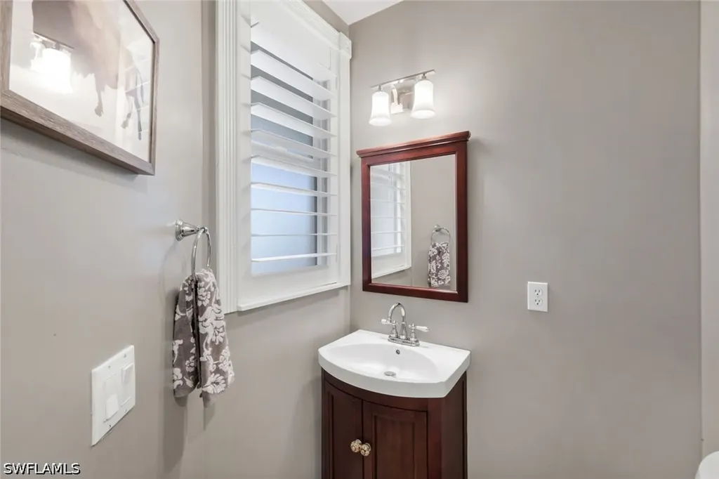 1840 Les Chateaux Boulevard Naples FL 34109