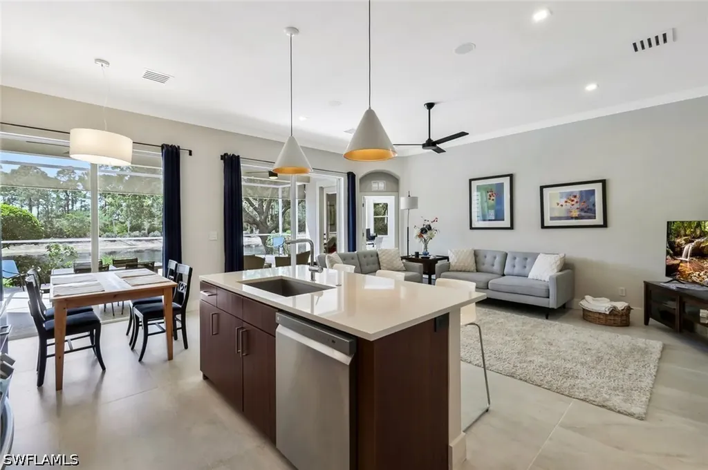 5717 Lago Villaggio Way Naples FL 34104