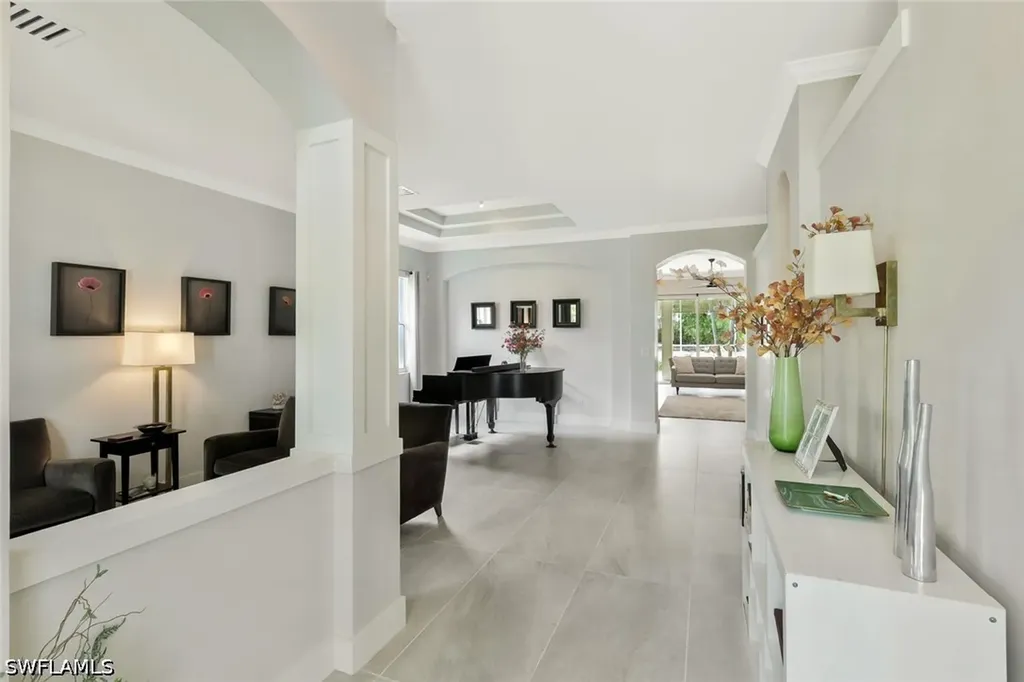 5717 Lago Villaggio Way Naples FL 34104