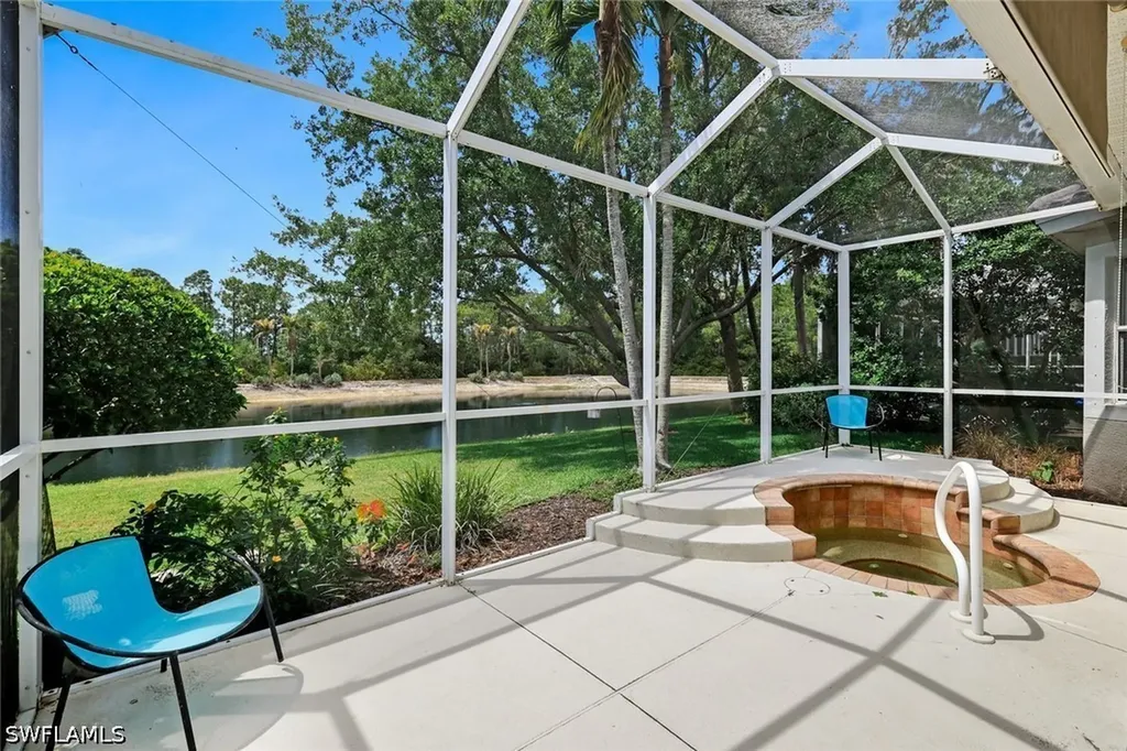 5717 Lago Villaggio Way Naples FL 34104