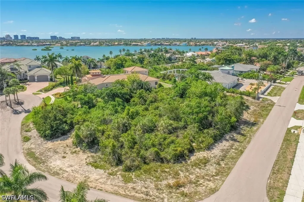 790 Inlet Drive Marco Island FL 34145