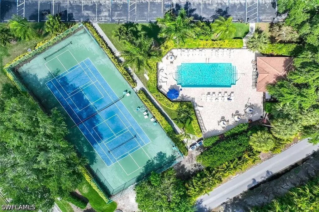 13040 Amberley Court Bonita Springs FL 34135