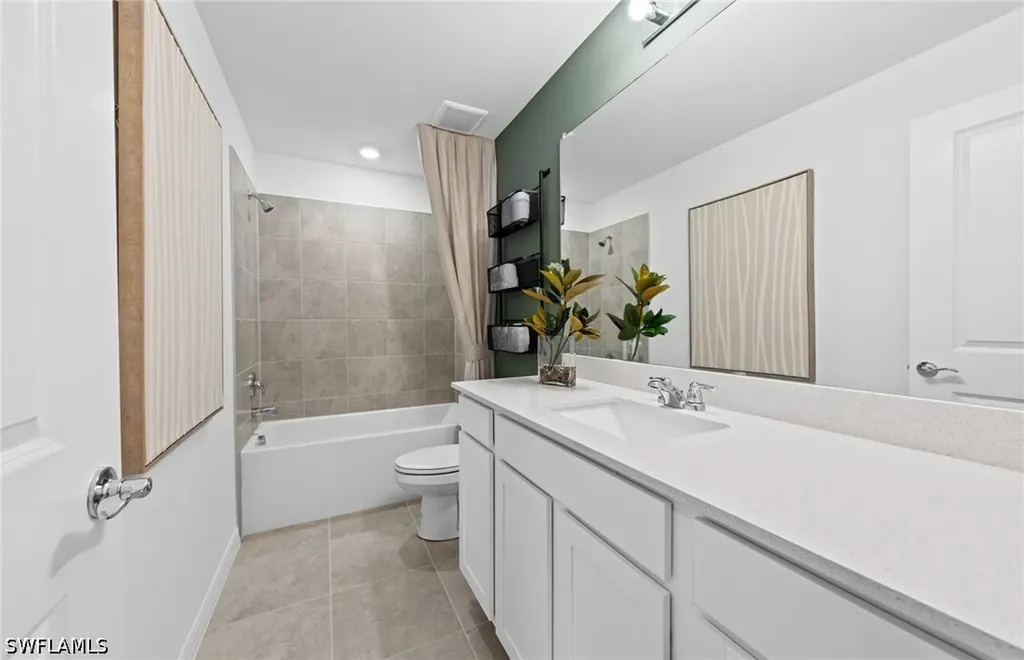 250 Silent Lake Drive Lehigh Acres FL 33936