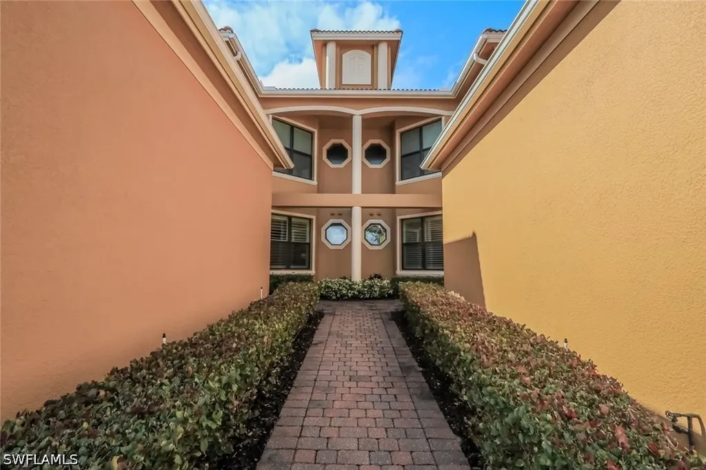 15910 Prentiss Pointe Circle Fort Myers FL 33908