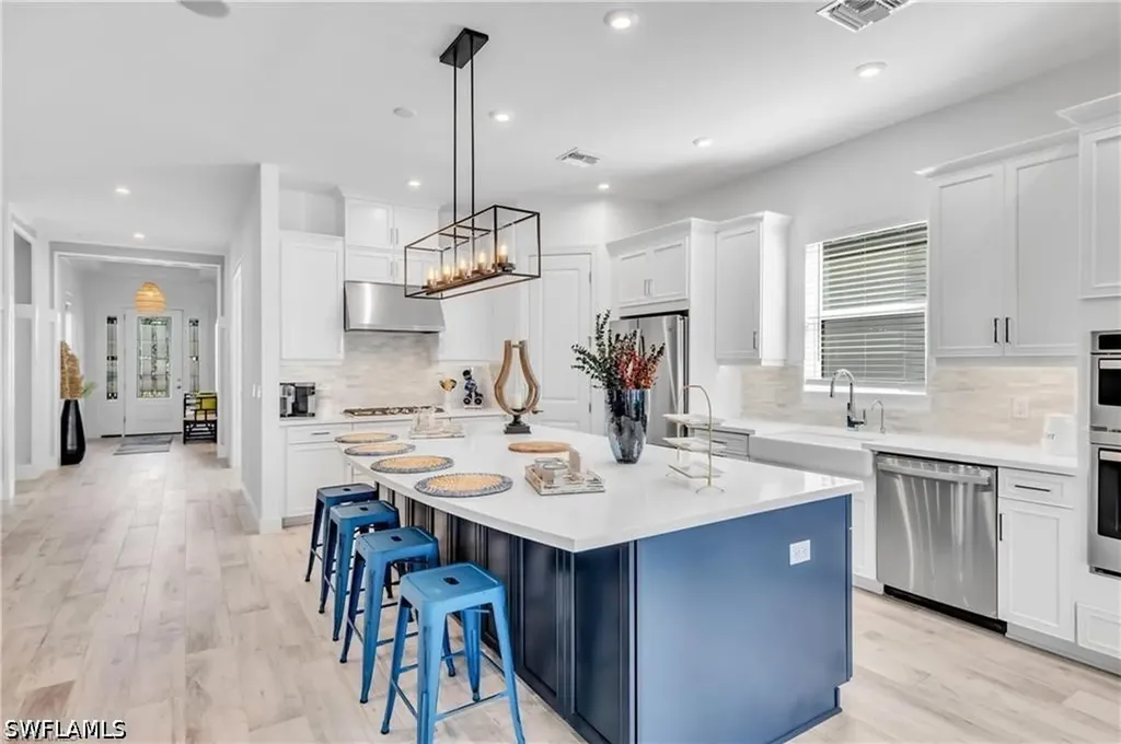 8911 Cappello Court Naples FL 34119