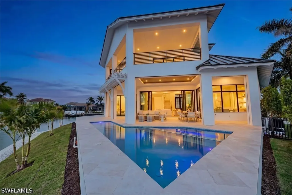 720 Hull Court Marco Island FL 34145