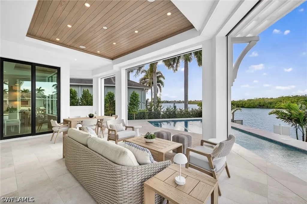 720 Hull Court Marco Island FL 34145