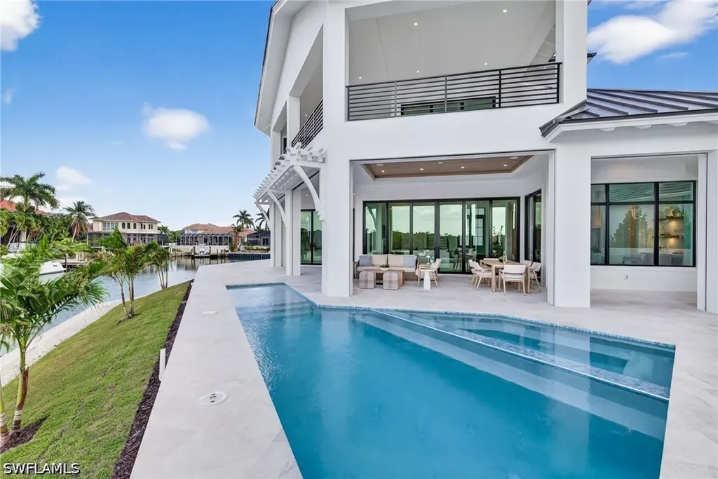 720 Hull Court Marco Island FL 34145