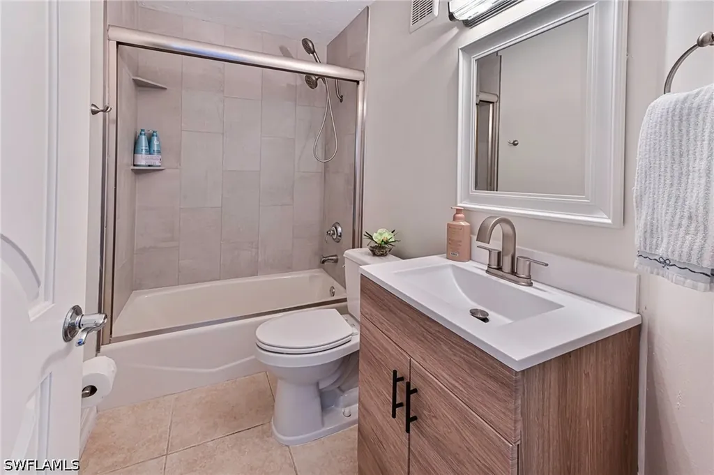 26131 Hickory Boulevard Bonita Springs FL 34134