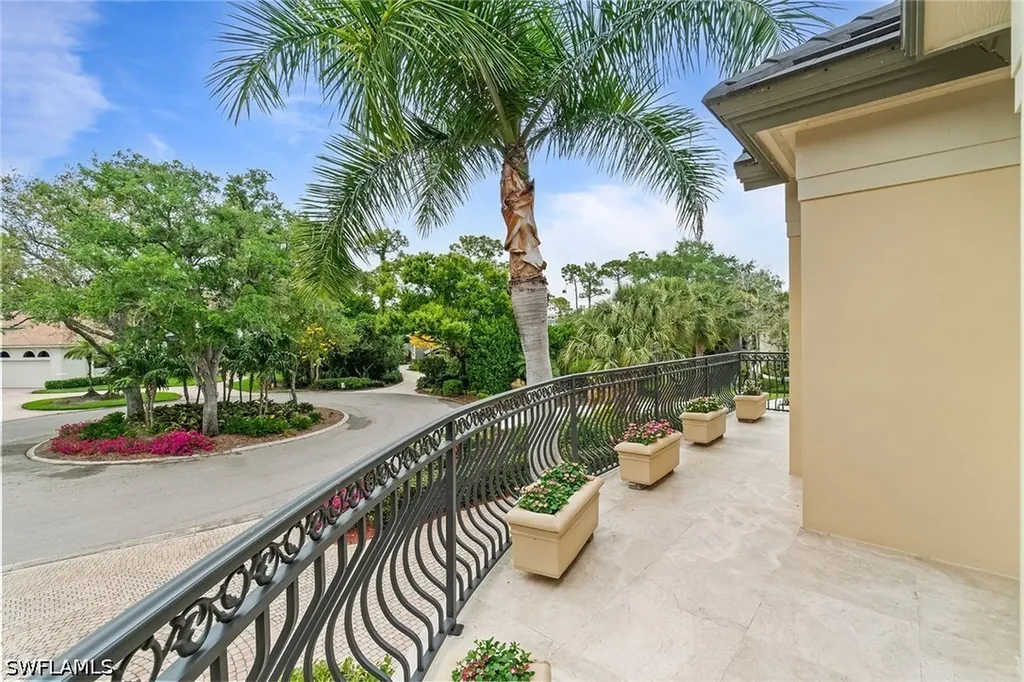 27241 Lakeway Court Bonita Springs FL 34134