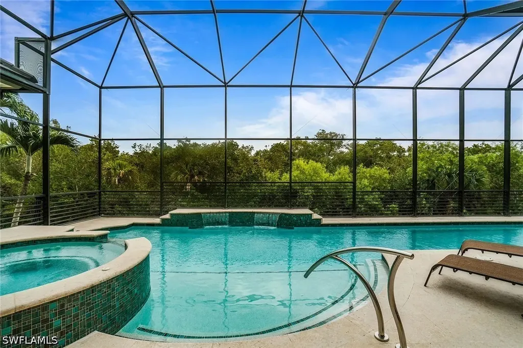 27241 Lakeway Court Bonita Springs FL 34134