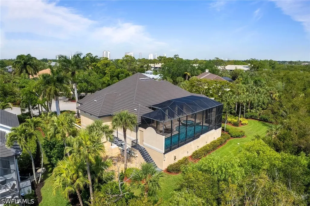 27241 Lakeway Court Bonita Springs FL 34134