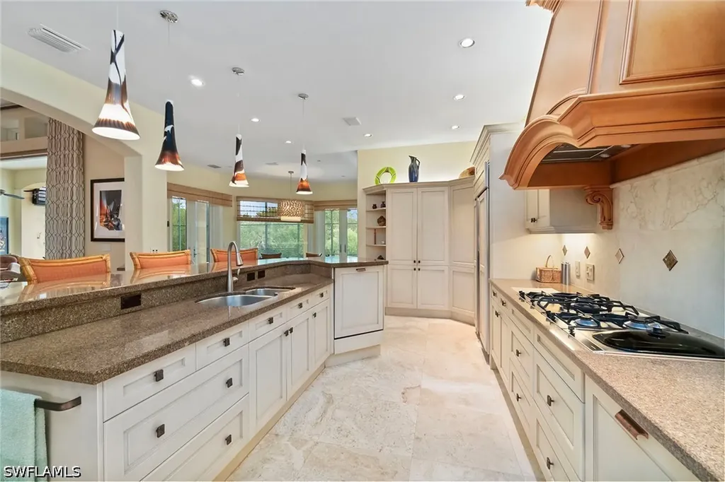 27241 Lakeway Court Bonita Springs FL 34134