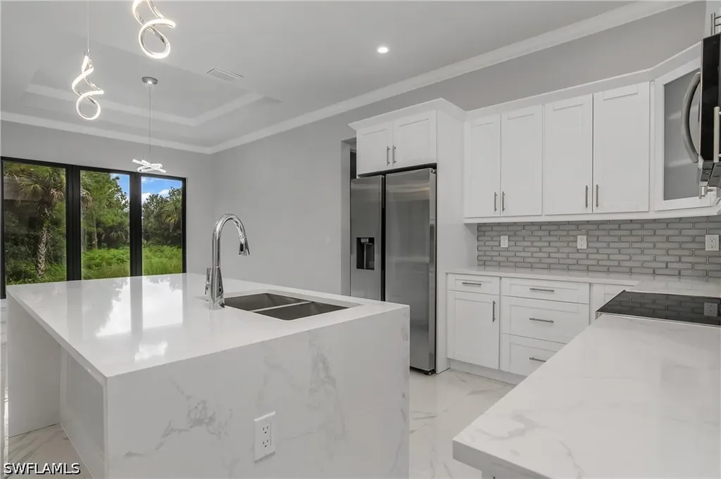 791 14th Street NE Naples FL 34120