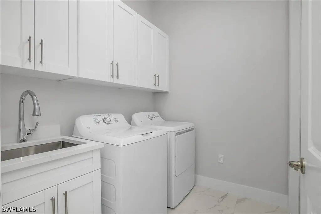 791 14th Street NE Naples FL 34120